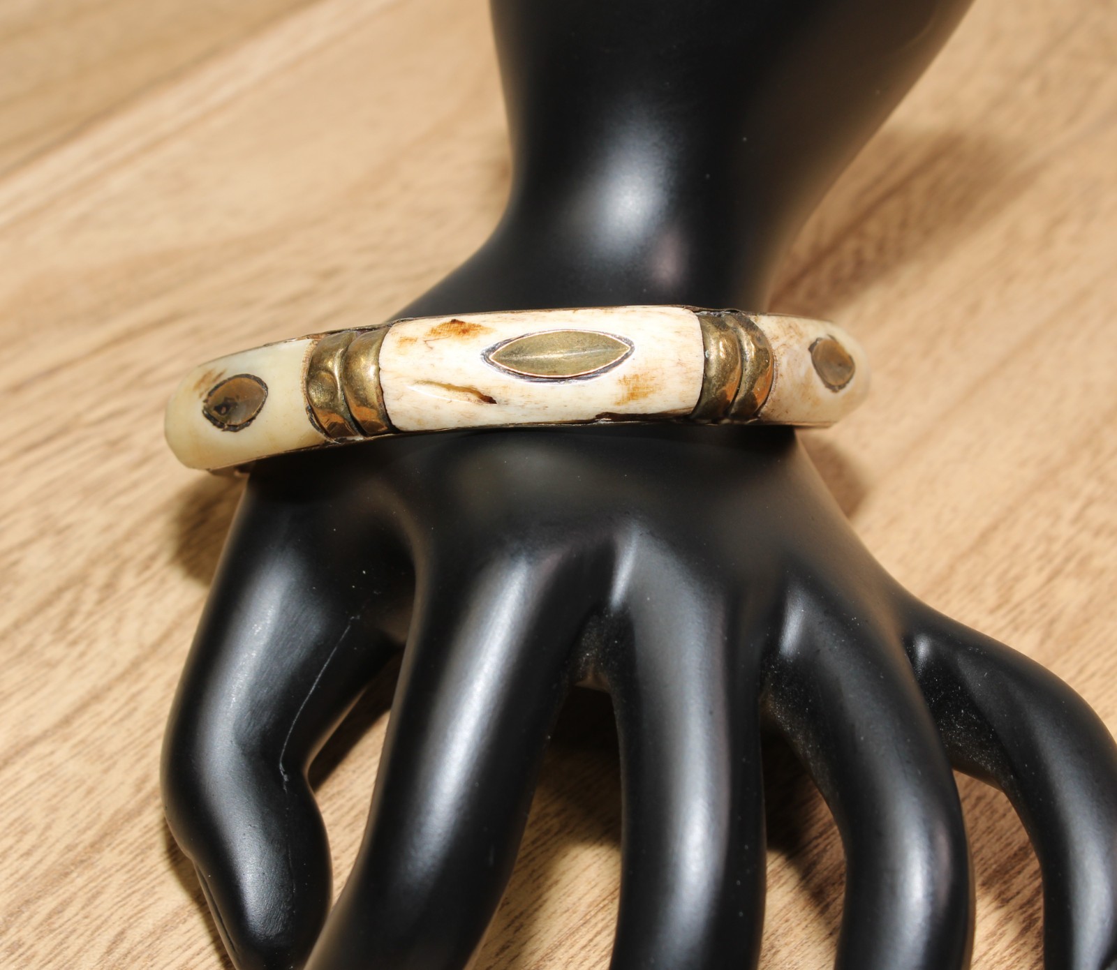 Vintage Bone & Brass Bangle Bracelet Moroccan Berber – Handcrafted Ethnic Tribal
