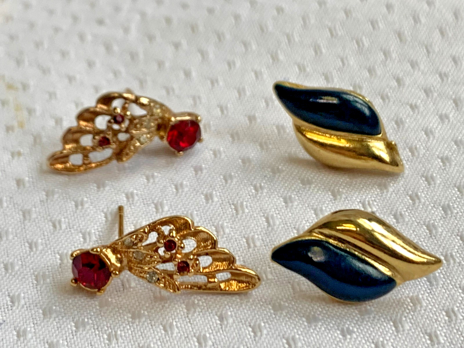 Vtg Earring Lot Costume Jewelry Enamel Faux Pearl Tigers Eye Hematite Malachite