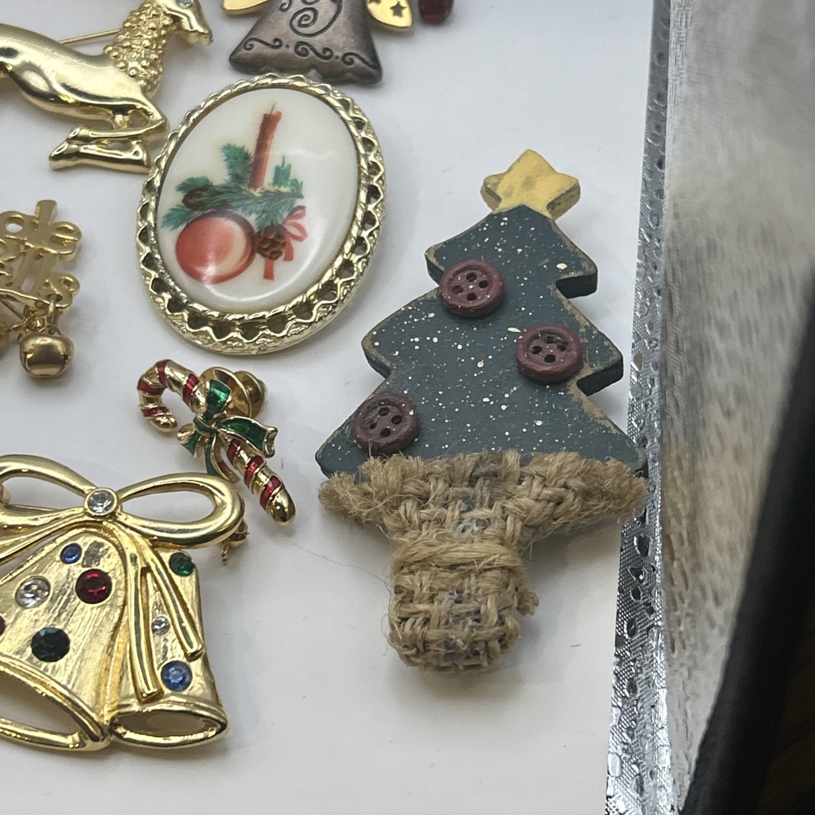 Vintage -now 24 Christmas Brooch /pin Lot Some Signed Bells, Trees, Angels, +