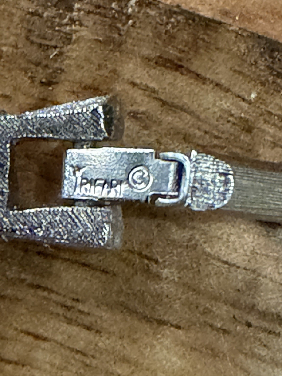 Elegant Vintage Trifari Silver Tone Bracelet with White Rhinestones 7” 1960’s