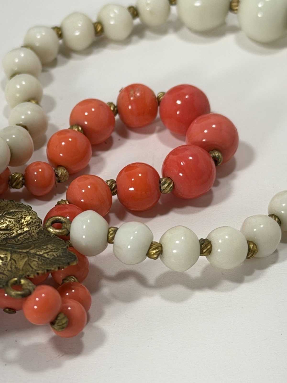 Stunning Antique Natural White & Pink Coral 18” Necklace 34g
