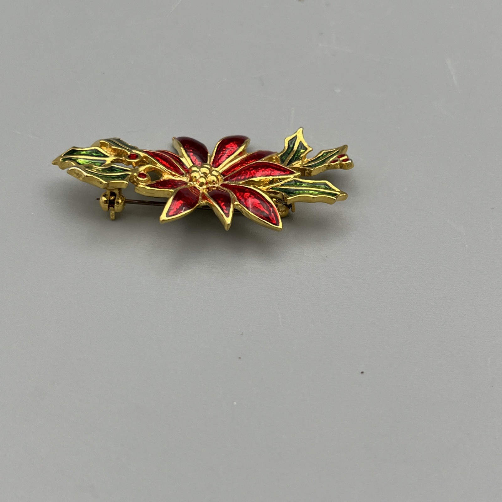 Vintage Christmas Poinsettia Holiday Pin Brooch Green Red Enamel Gold Tone 2”