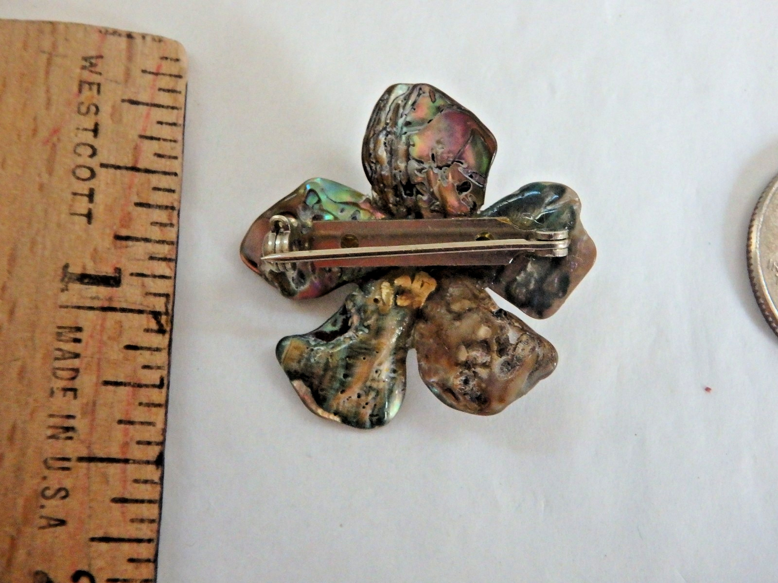 ✨ Beautiful Vintage Pin Abalone Shell with green jade center stone & Pyrite