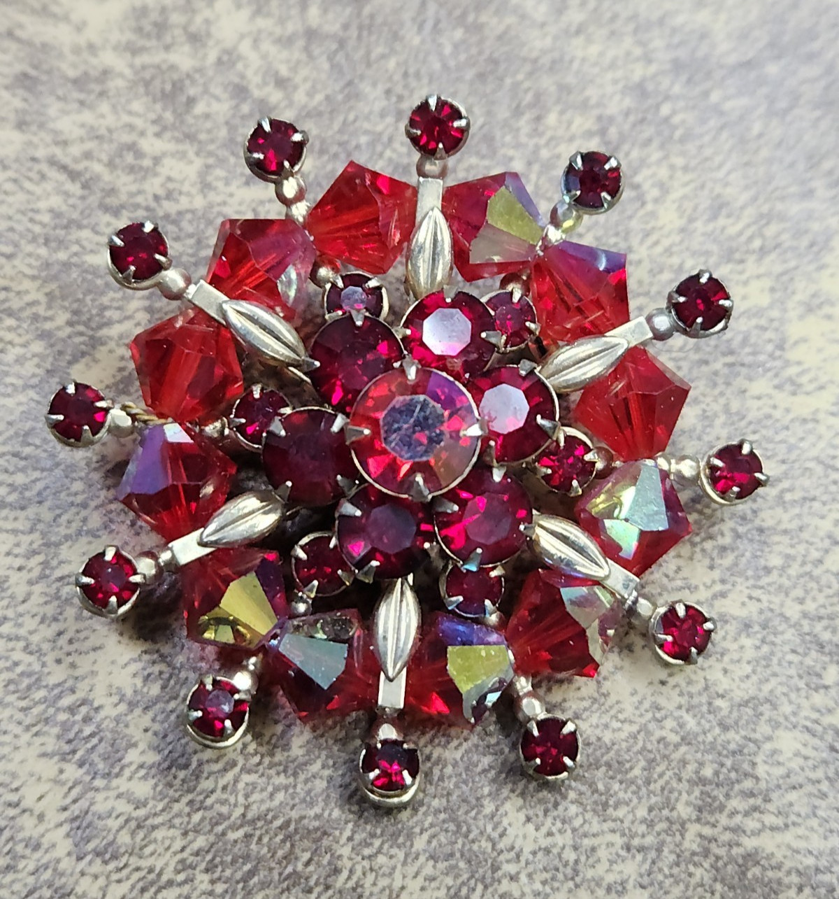 VTG Mid-Century Starburst Red Iridescent Rhinestone & Crystal Beads Brooch