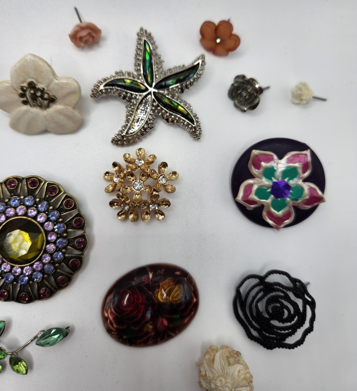 Flower Craft Jewelry Pieces Junk Drawer 30 Different Pieces