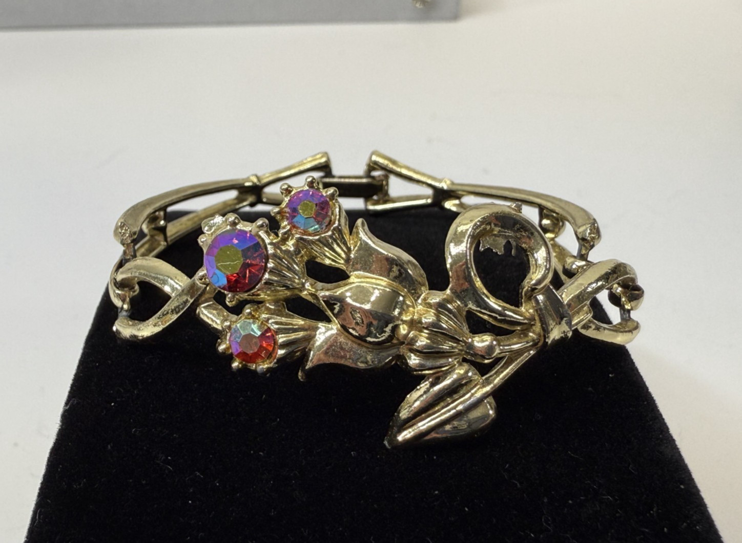 Vintage Gold Tone AB Red Rhinestone Flower Bracelet Size 7
