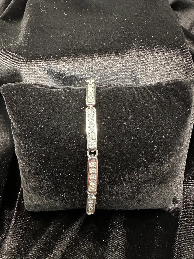 Swarovski Silver Tone Crystal Link Bracelet Geometric Bar Station Design