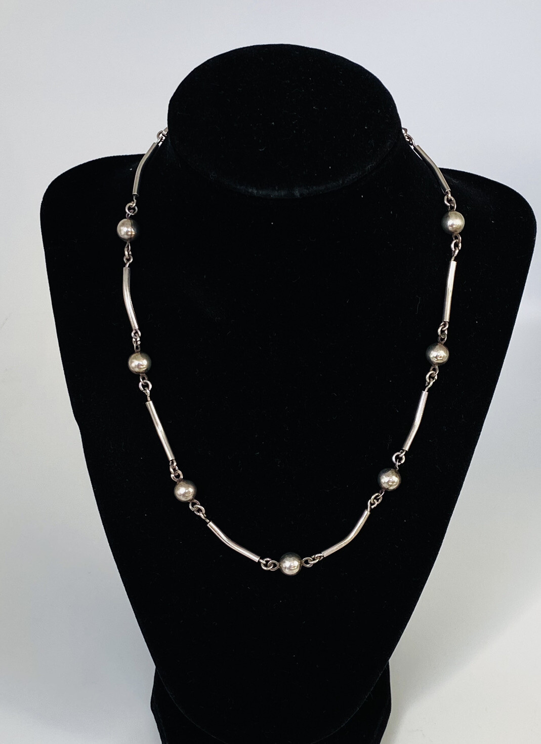 Vintage Sterling Silver Modernist Bar & Ball Bead Station Link Necklace 16-Grams