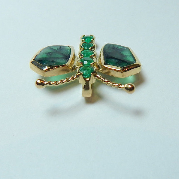 Colombian Trapiche Emerald 3.12 TCW Butterfly Pendant 18K Y Gold Jewelry Muzo M