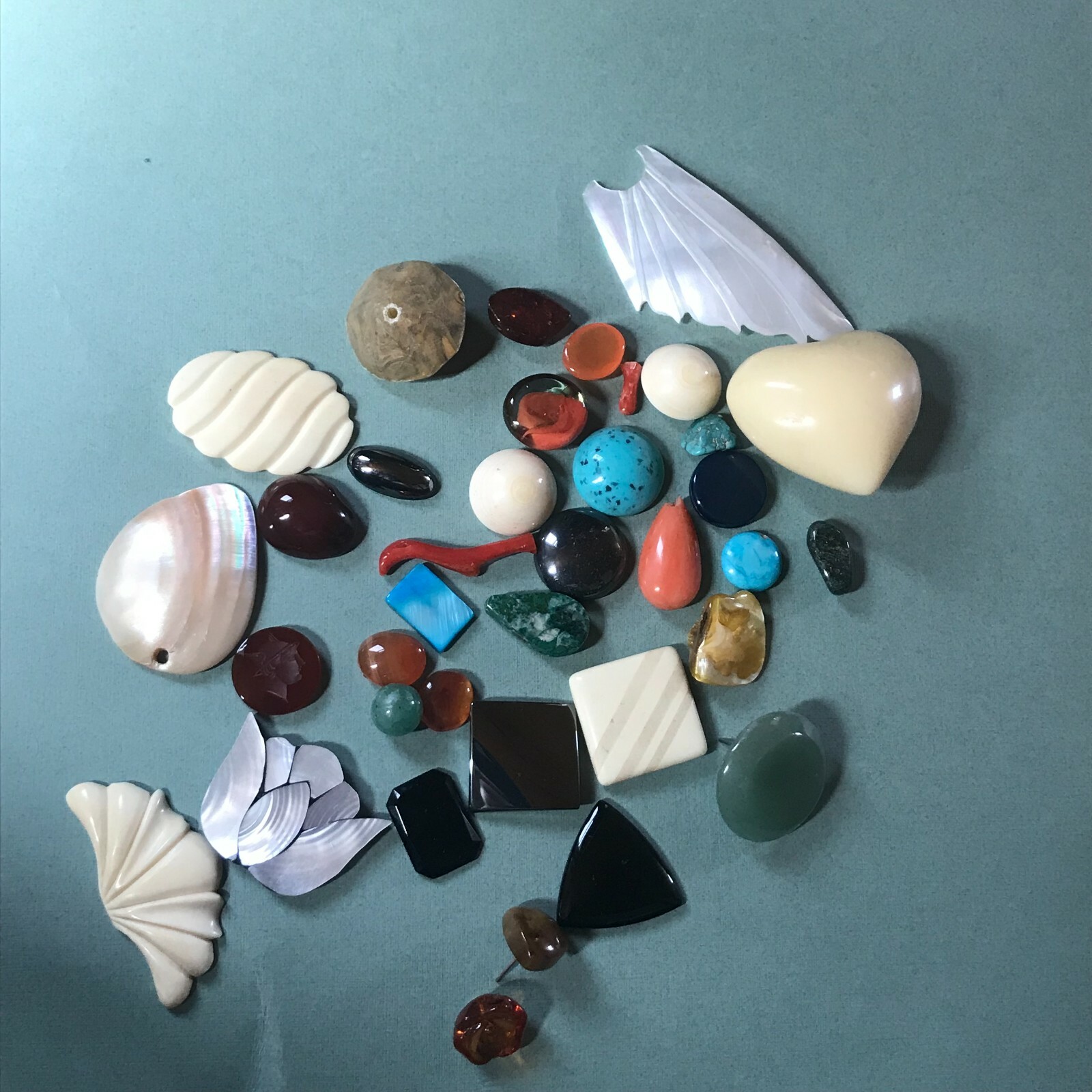 Mixed Lot of Vintage to Now Plastic Stone Carved & Note Cabs for Use in Jewelry