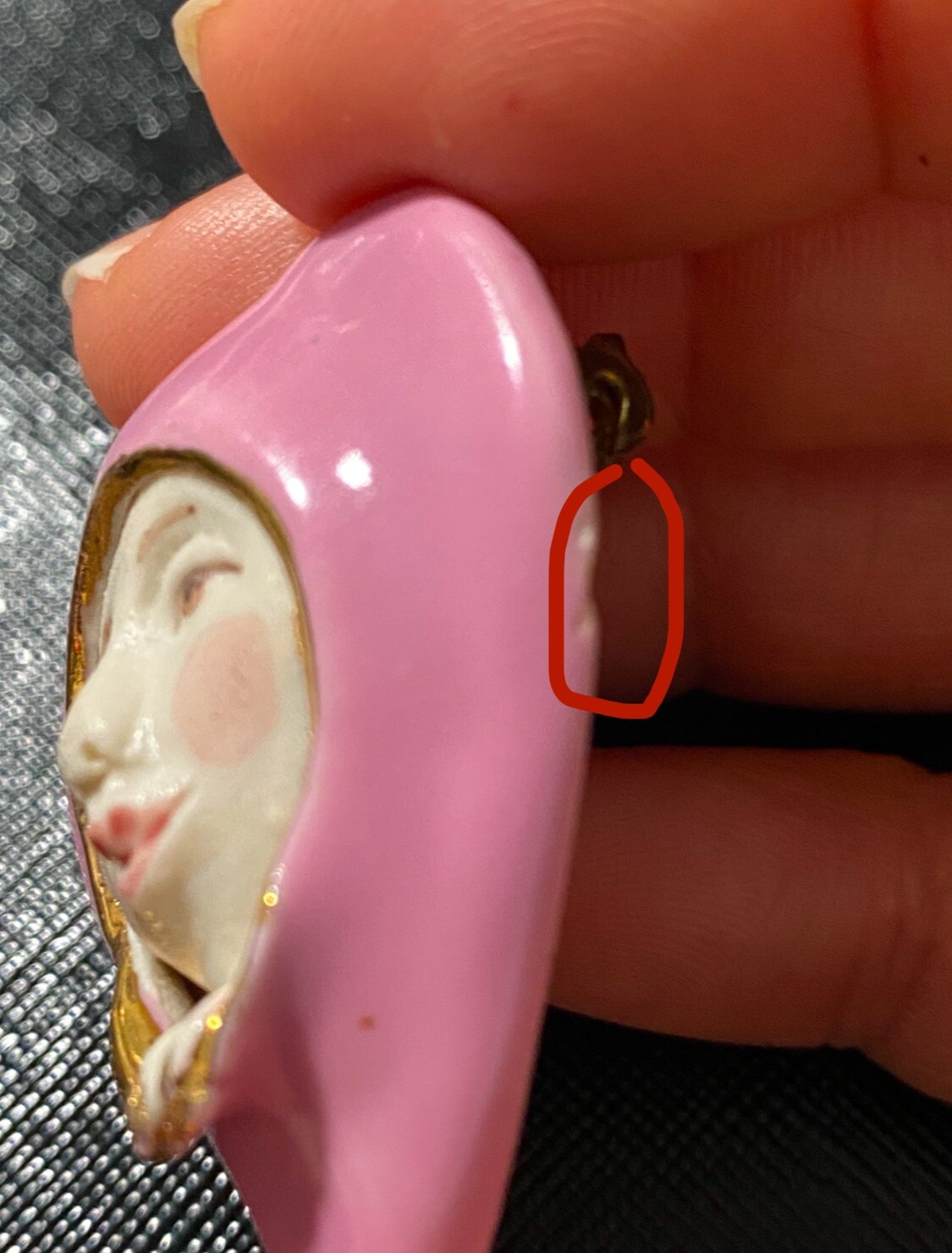 VNTG Clay Heart W/Face Getting Out Of Heart 3-D brooch Art deco Hand Made Sign