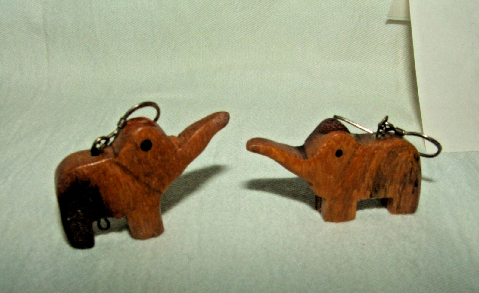 6 pc Vintage Wood Carved Safari Theme Jewelry Collection in Browns Black & Beige
