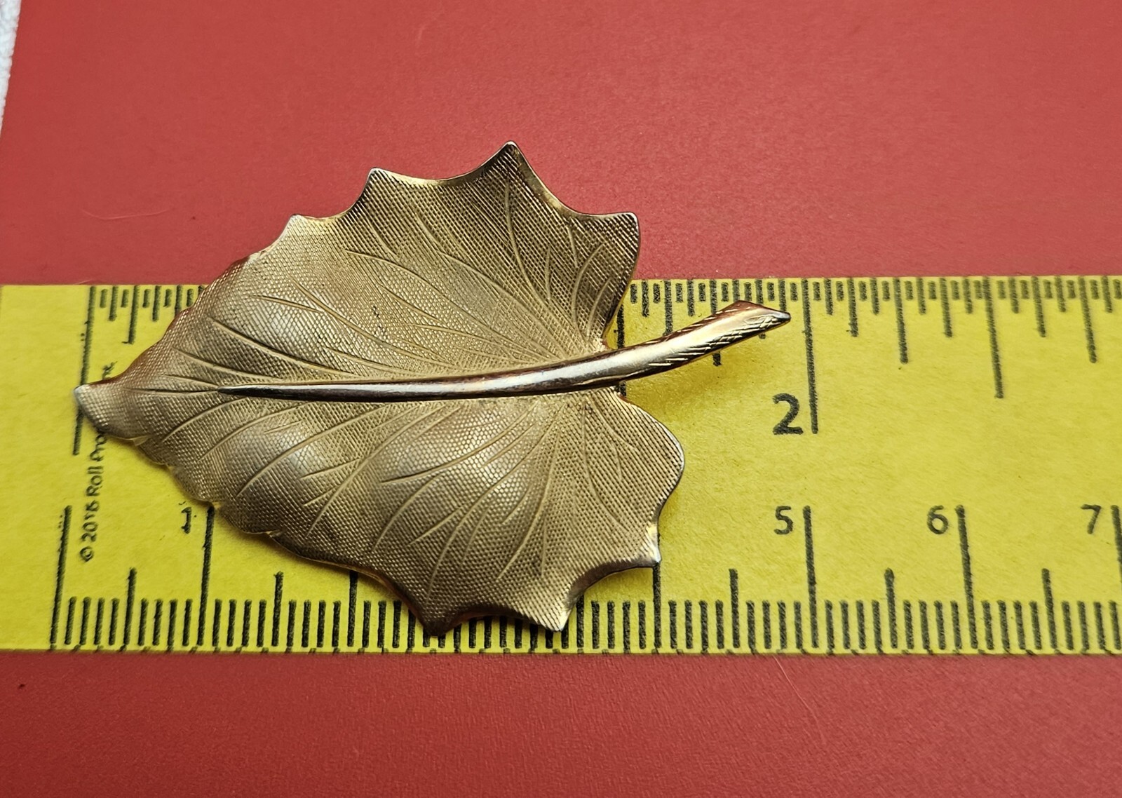Vintage Signed DANECRAFT 12K Gold Filled Textured Nature LEAF Pin Brooch