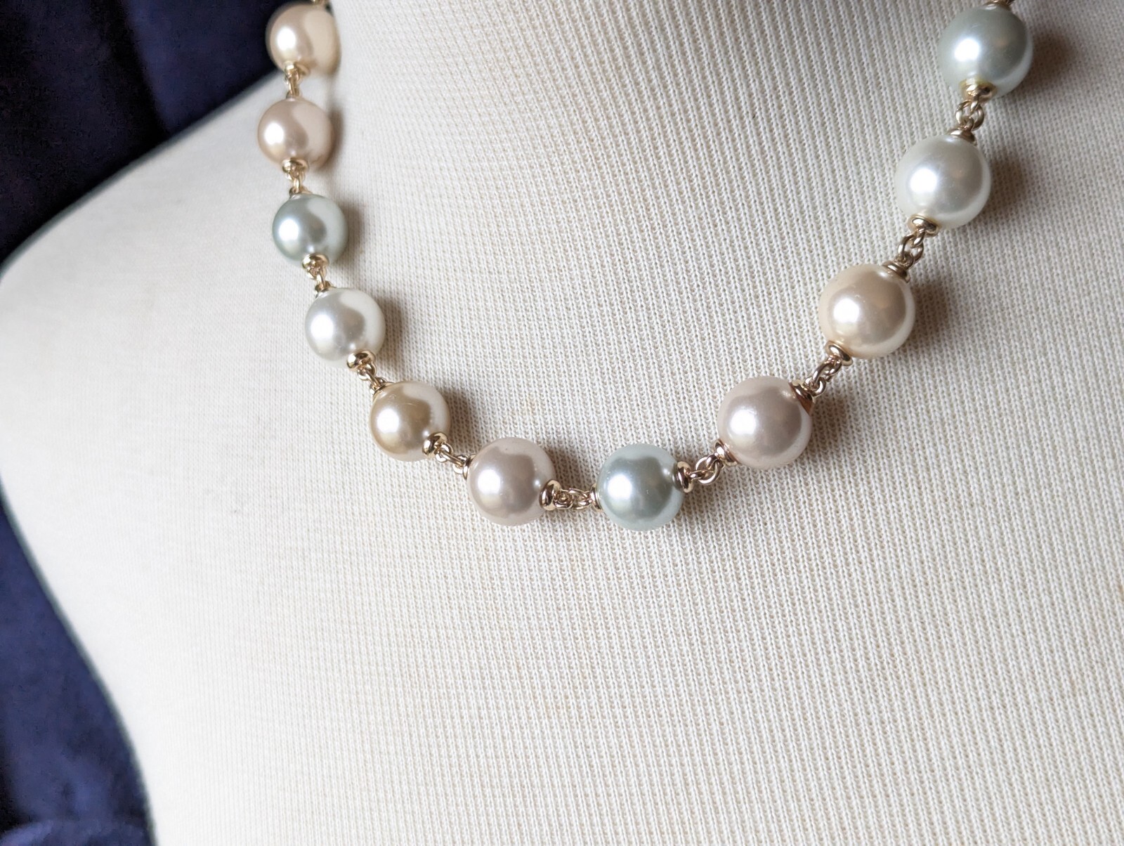 Classic MONET Chunky Multi Color Faux Pastel Pearl Choker 16″ Necklace