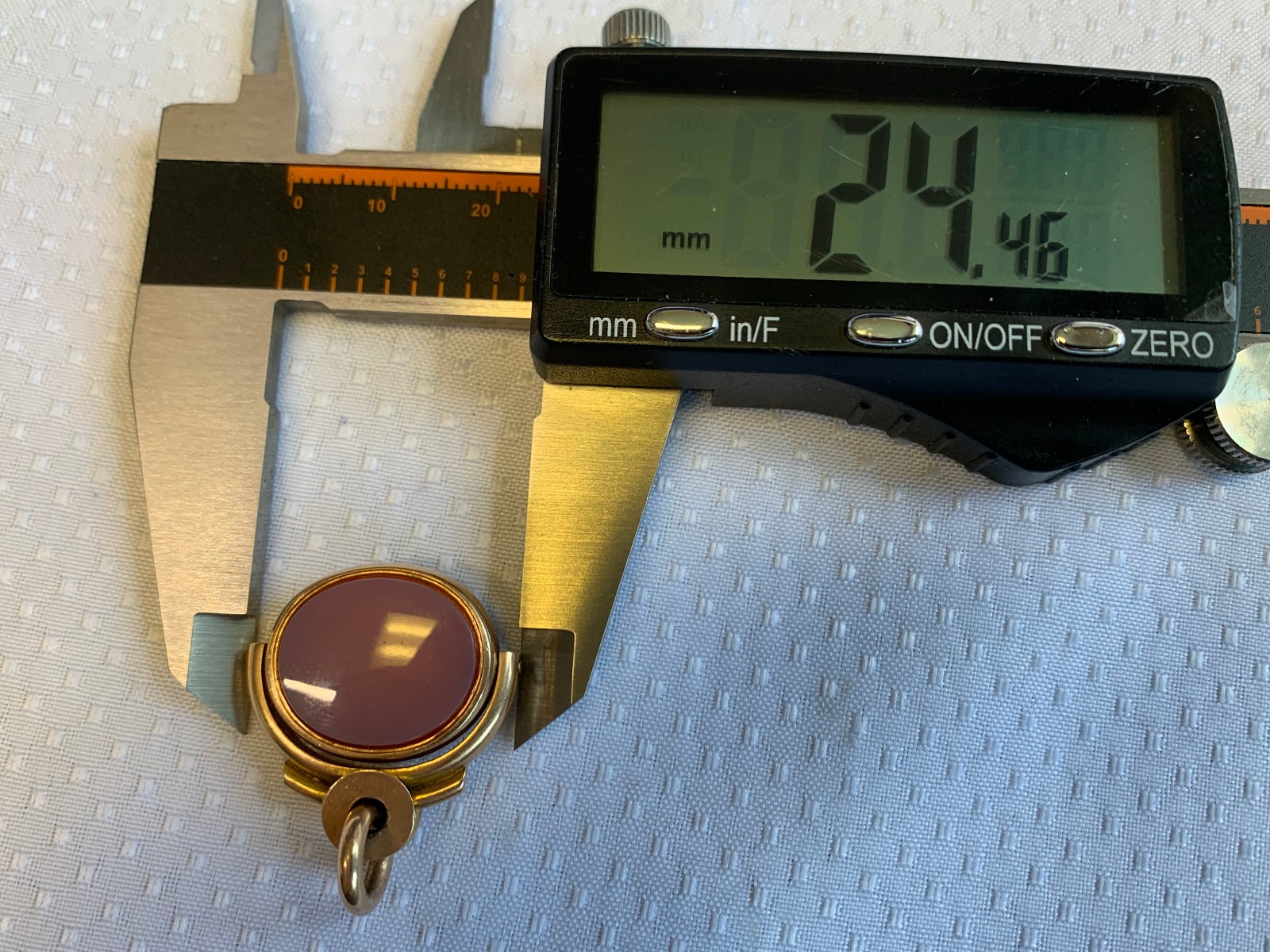Antiq Yellow Gold Pocket Watch Fob Rotating Pendant Bloodstone Carnelian 10.19g
