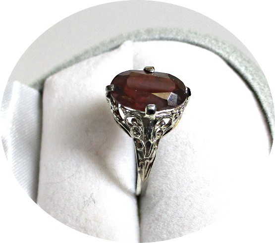 MADEIRA Topaz Ring – Natural Oval Cut – 14k Solid White & Yellow Gold