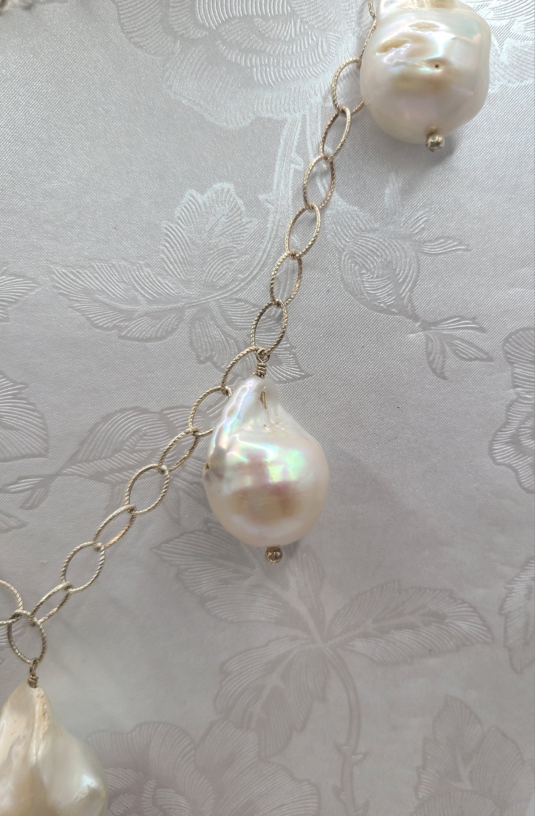 Vtg 925 Sterling Silver White Baroque Pearl Charm Station 24″ Necklace Unsigned
