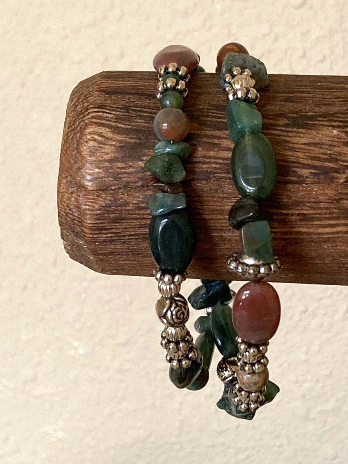 Vintage Multicolor Stone and Silver Tone Bead Bracelet – 7″