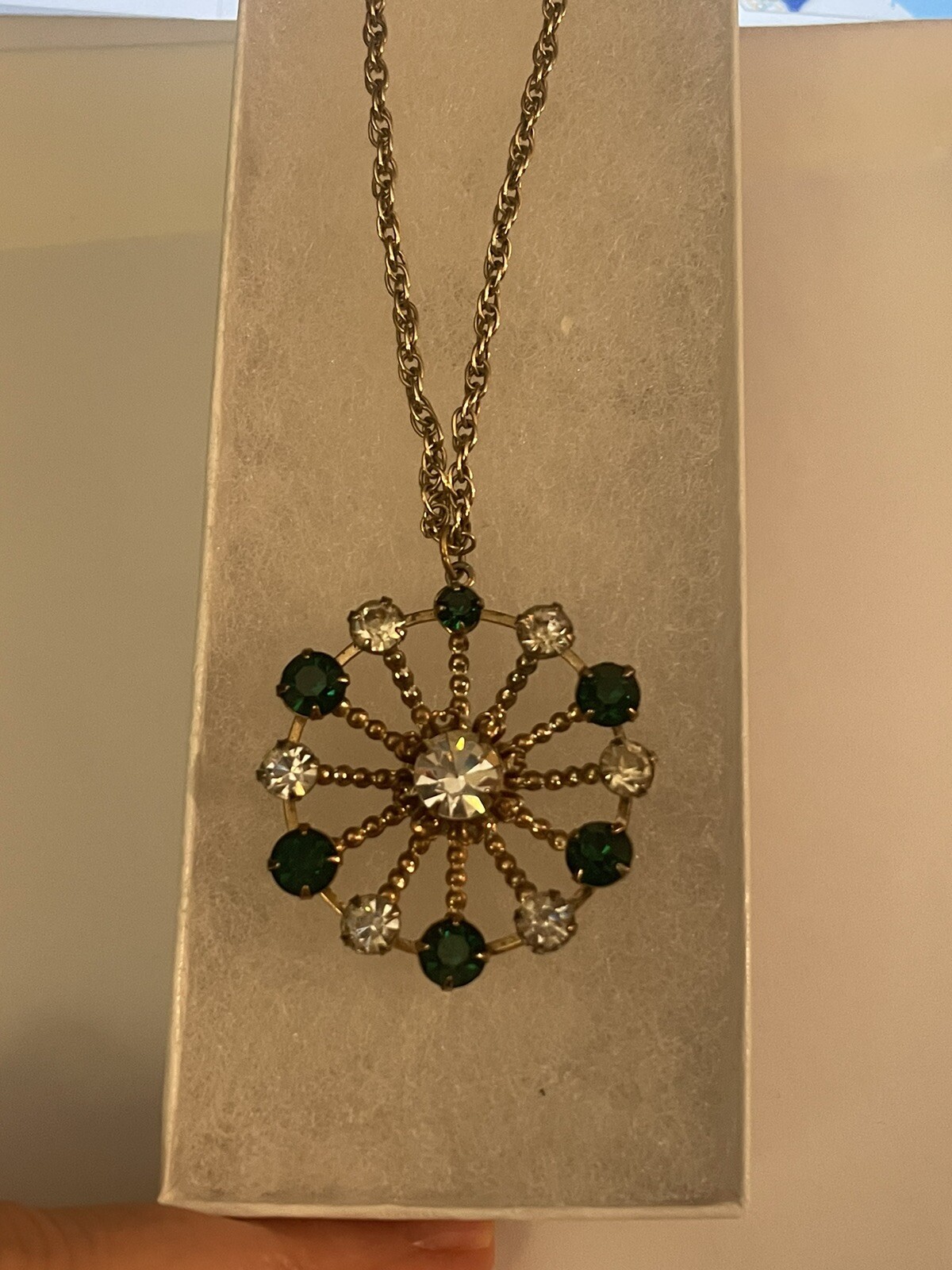 Vintage CA Co 12K Gold Filled 24″ w Green & Clear Stone Starburst Pendant🌺🌺