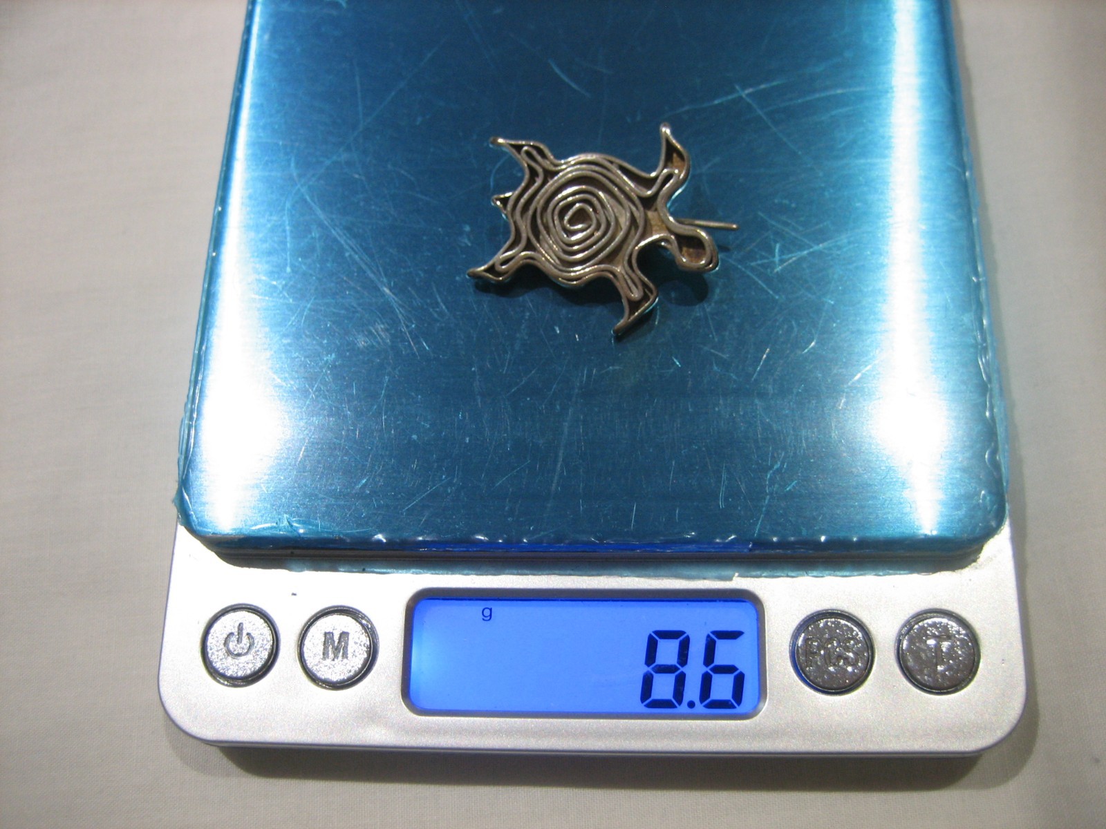 WHIMSICAL STERLING SILVER ABSTRACT TURTLE BROOCH PIN