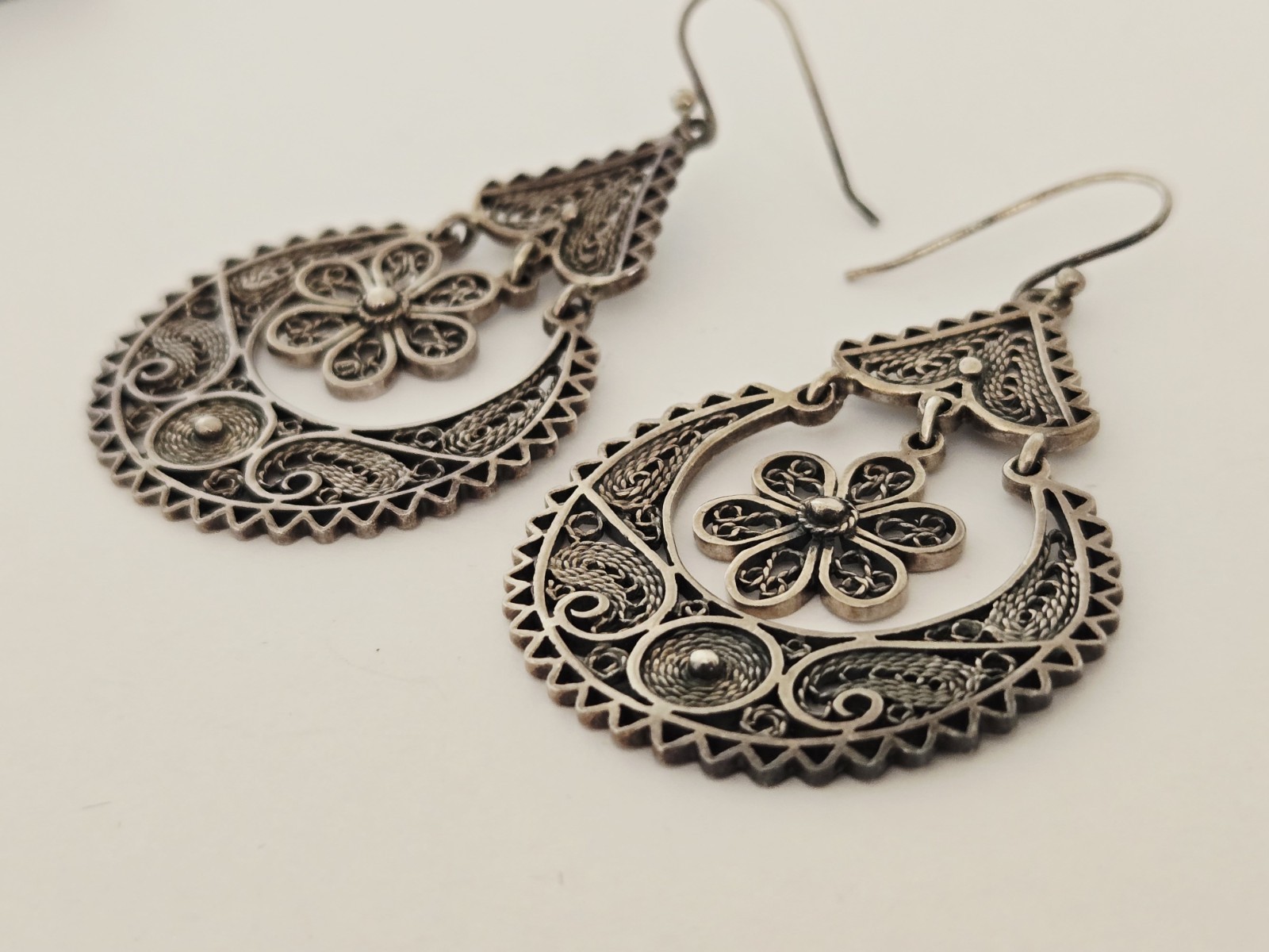 VTG NF Thailand Sterling Silver Cannetille Filigree Flower Boho Dangle Earrings