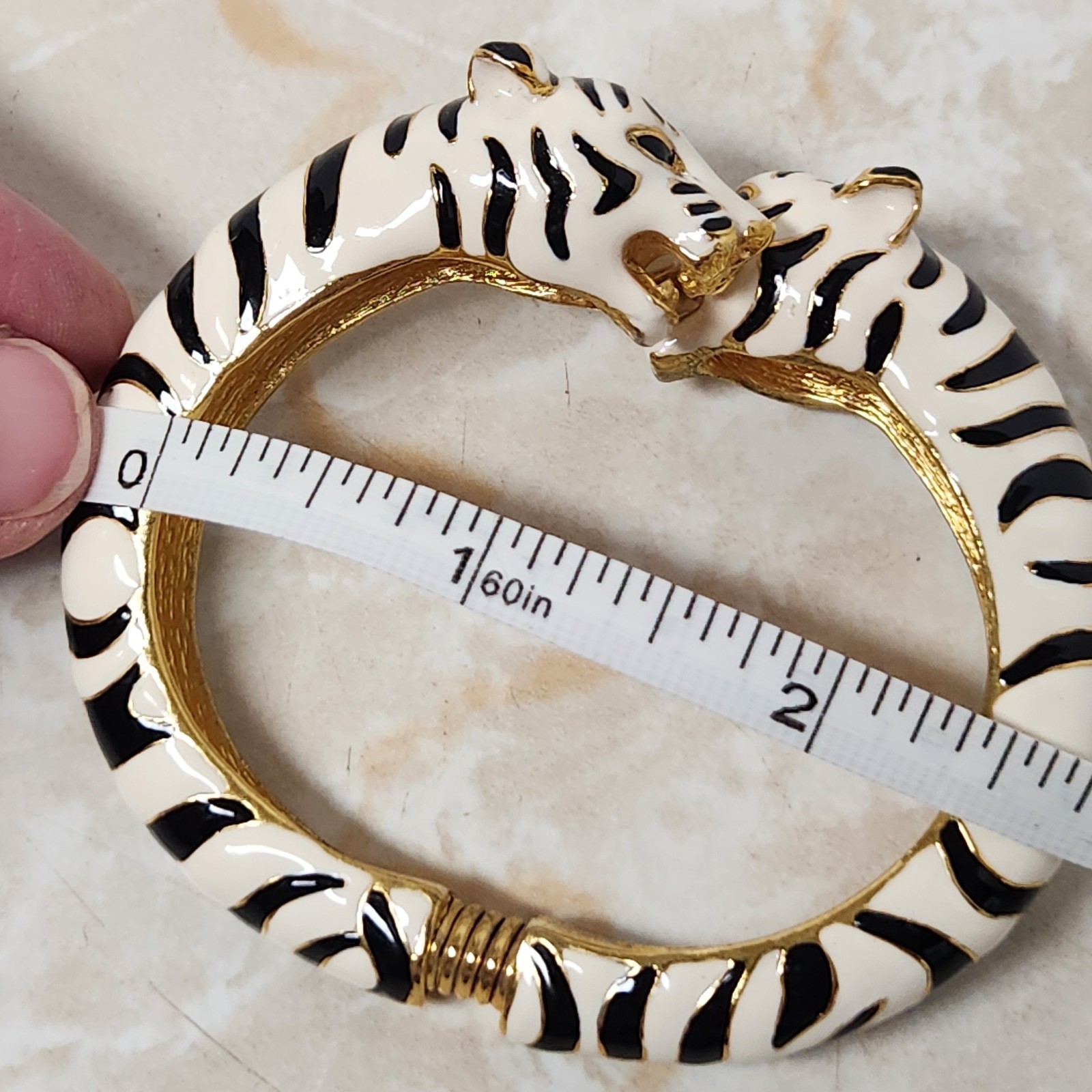Kenneth Jay Lane KJL White Black Gold Enamel Double Head Tiger Bracelet Signed