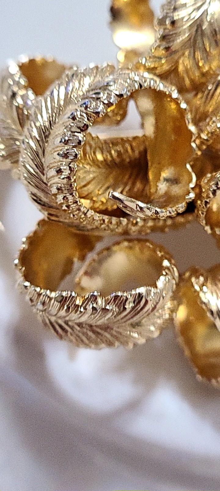 Grosse Signed Gold Tone Bow Leaf Nature Brooch Pin Women’s Fashion Jewelry