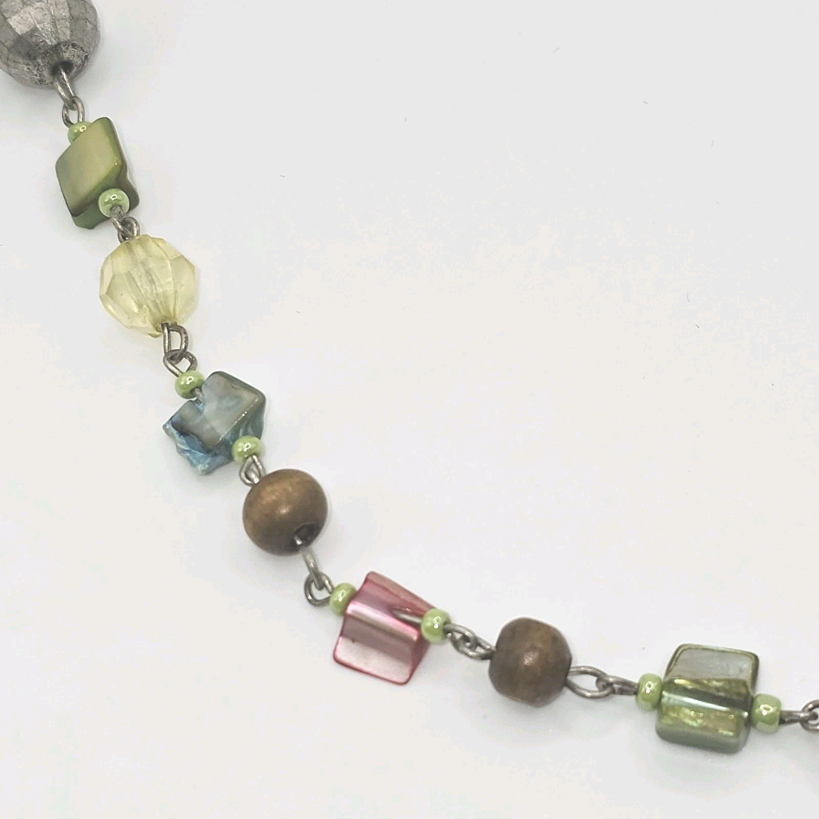 Vintage Multicolor Dyed Shell And Silver Tone Beaded Necklace 25″