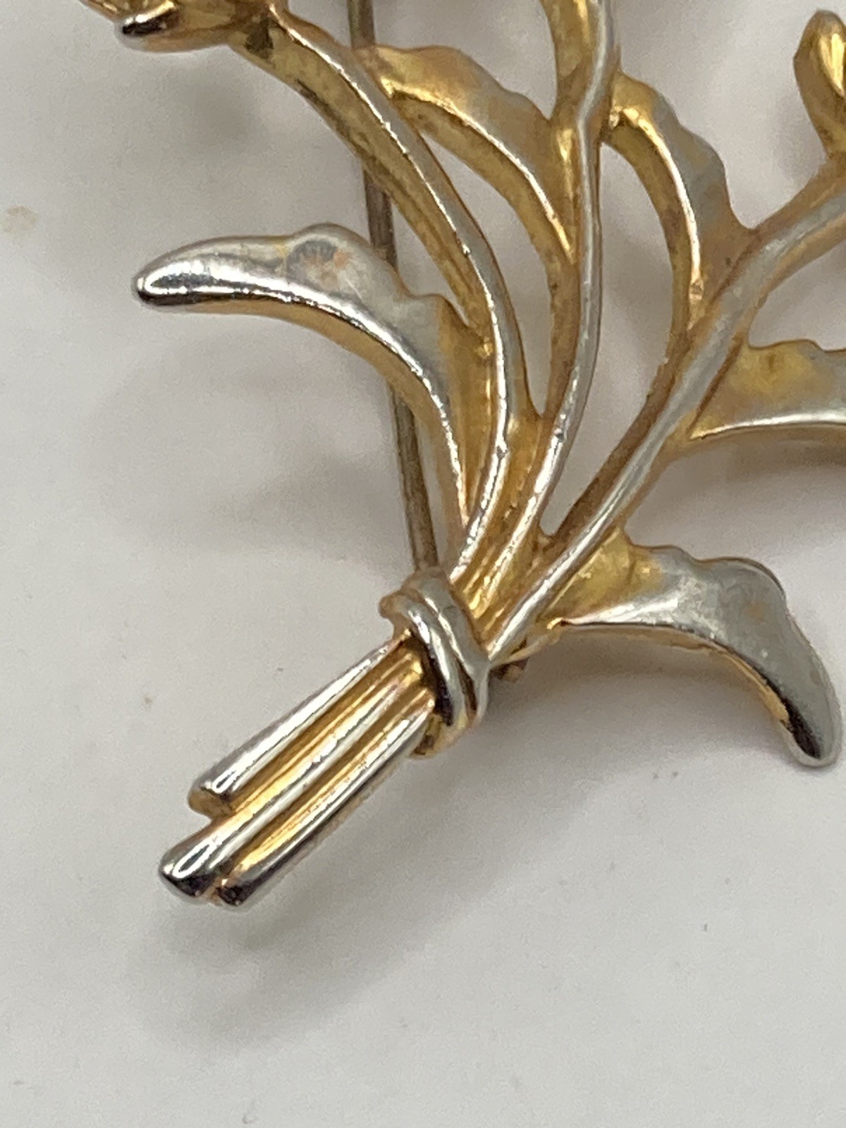 Vintage Gold-tone Faux Pearl Floral Bouquet Brooch