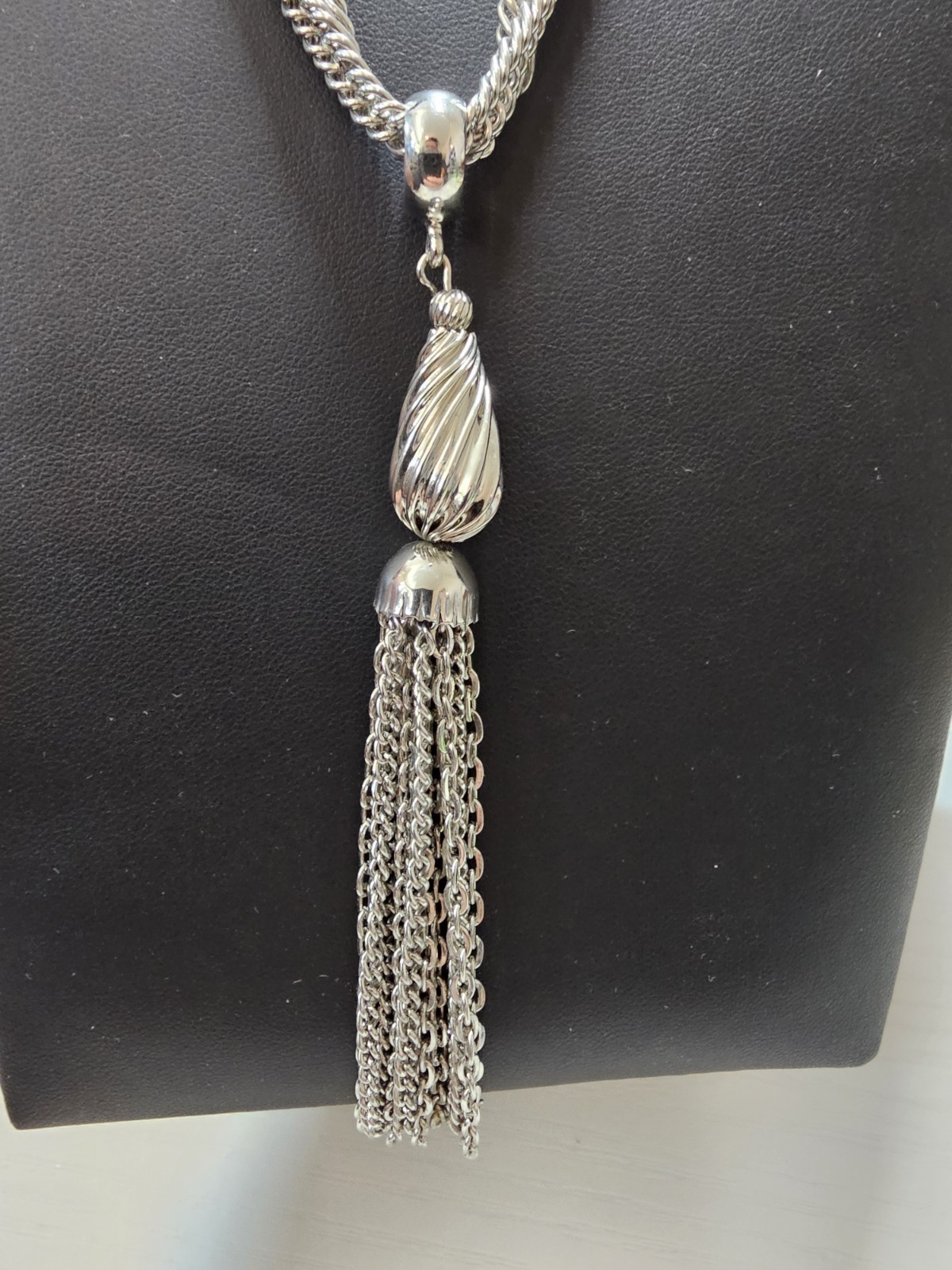 Vintage Double Strand Tassel Pendant Necklace 18″ Vintage Estate Jewelry