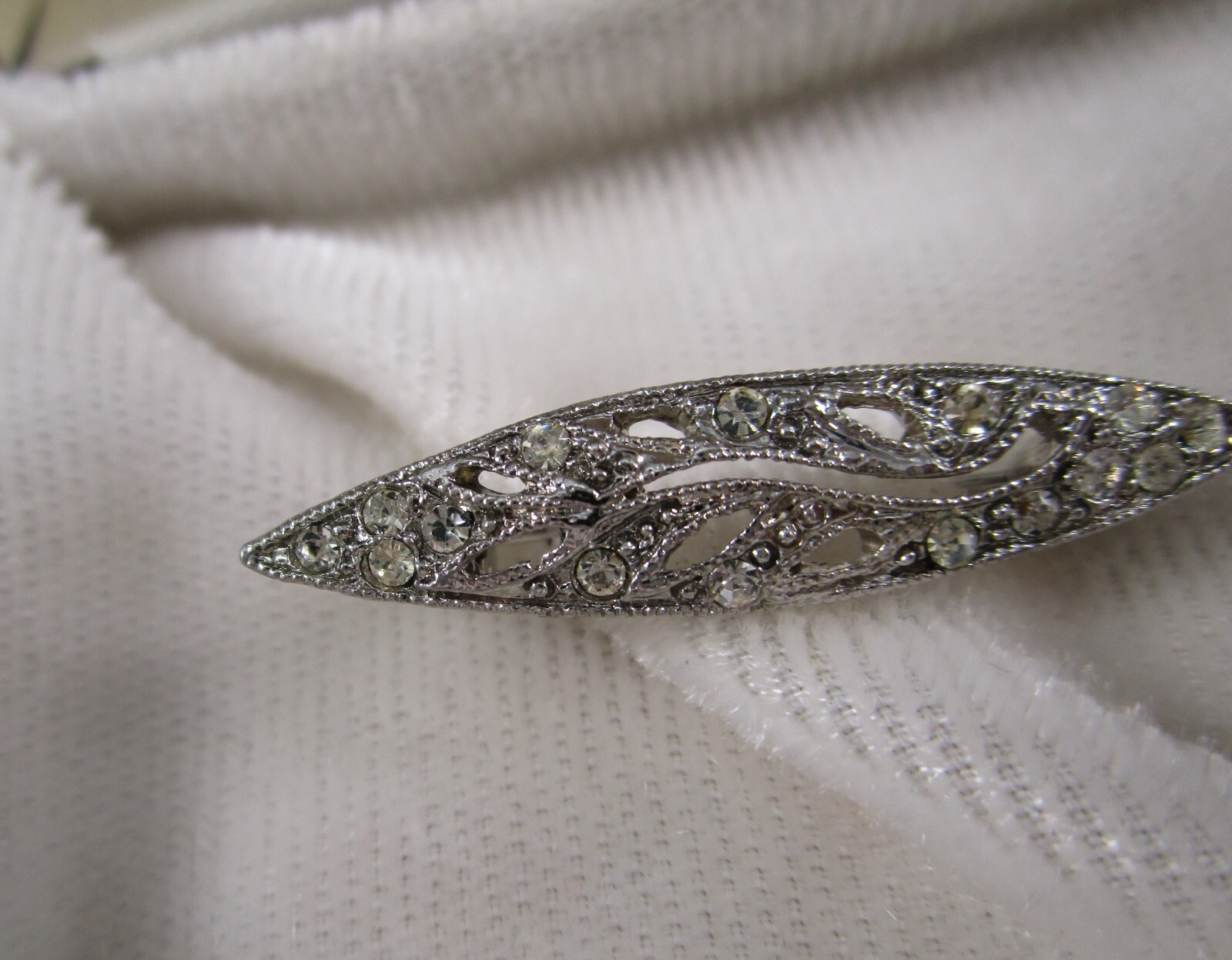 Vintage TACOA New in Box Silver Tone Clear Rhinestones Brooch Pin 6376