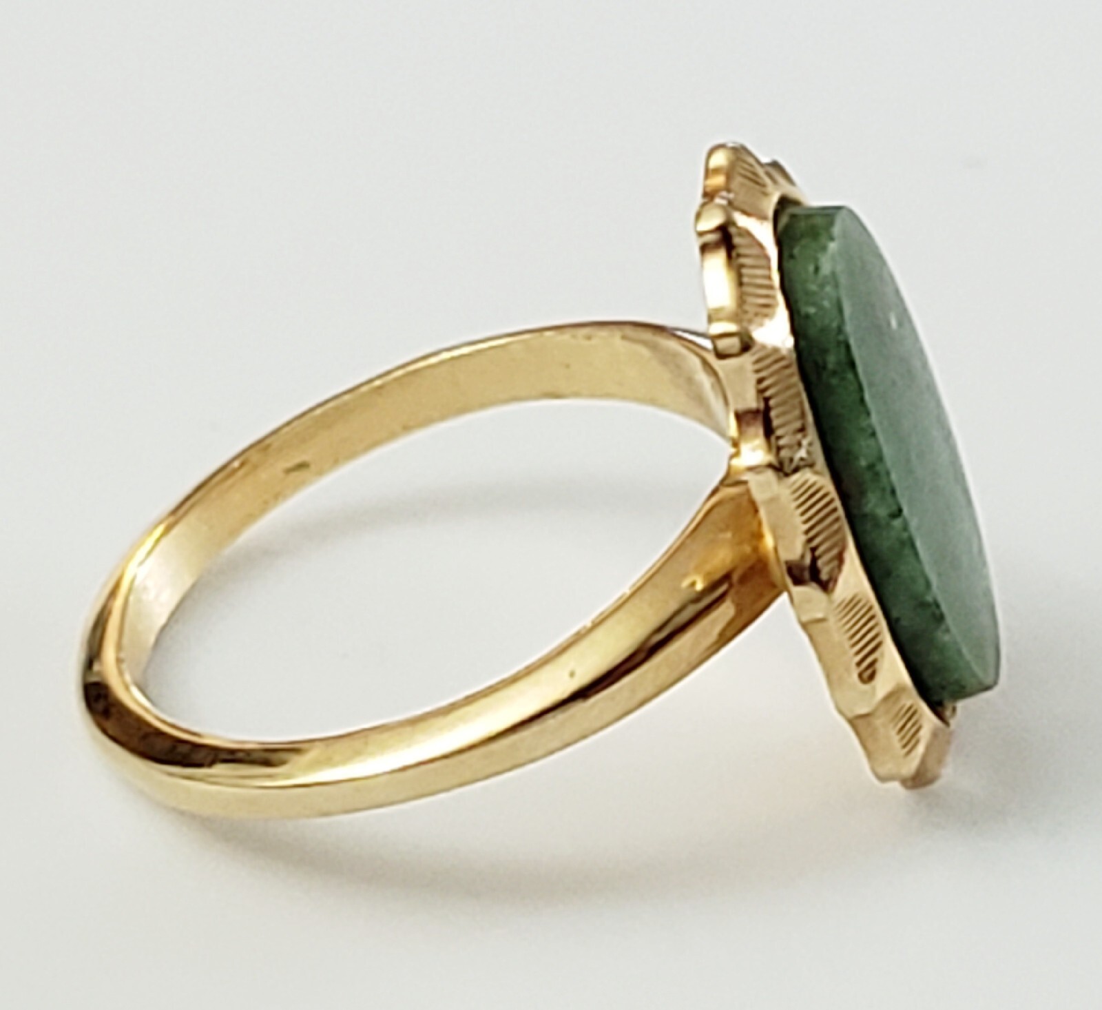 Vintage Sarah Coventry 1/20 12K GF Gold Filled Ring 5 1/4 Green Connemara Marble