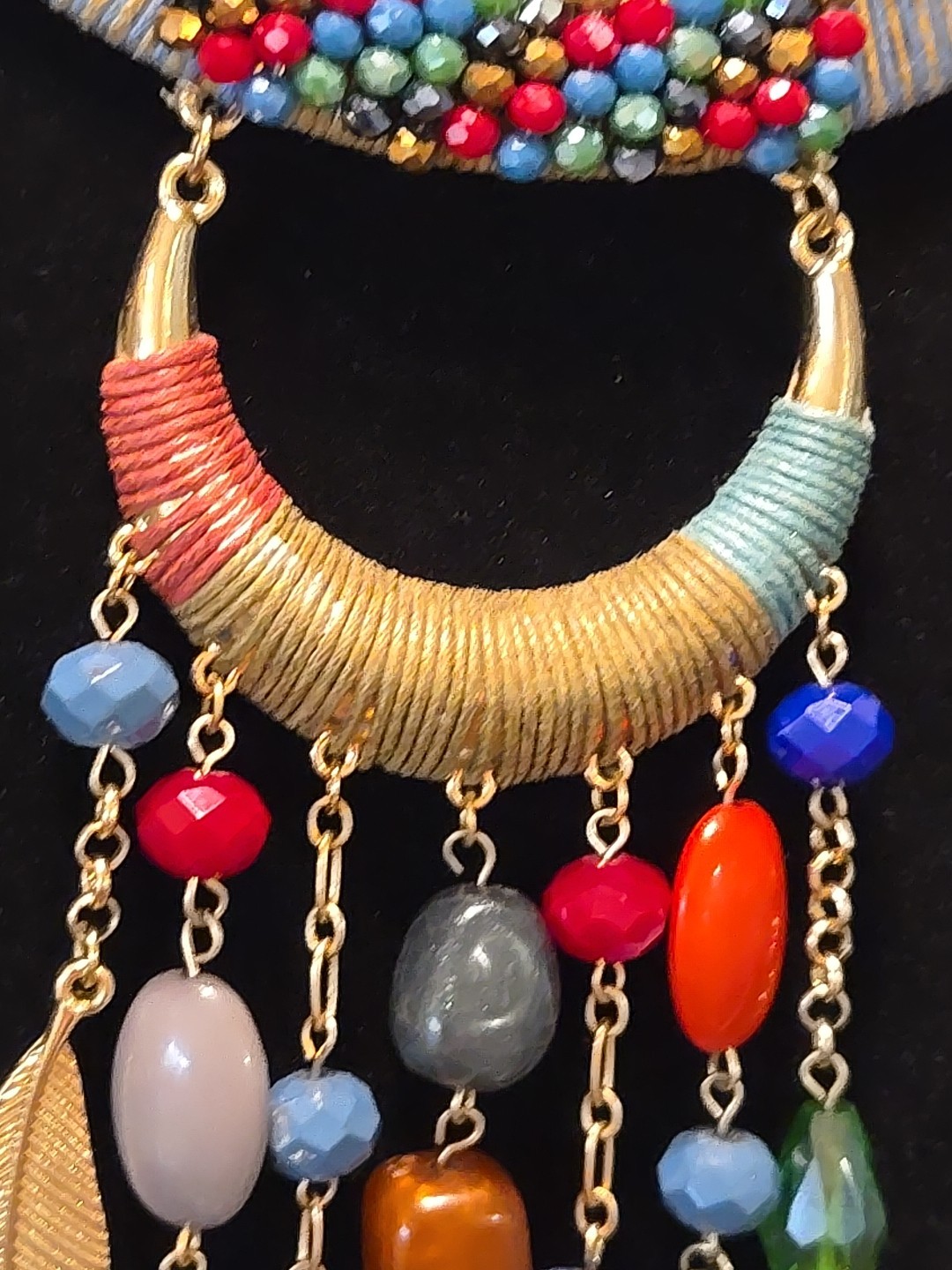 VTG 18″ Boho Necklace Statement Tribal Design Multicolor Beads Feather Tassel