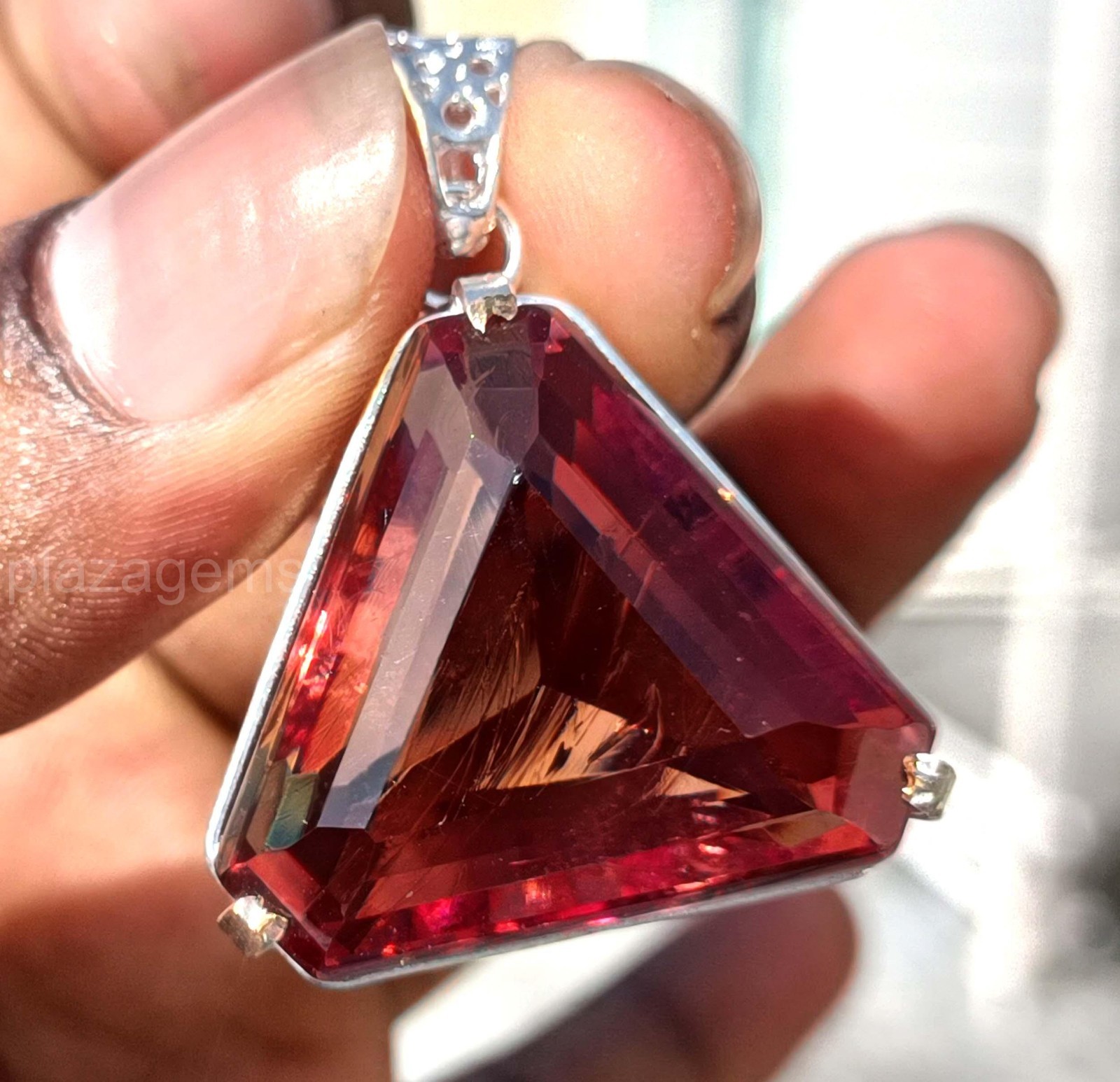 89.70 Ct Color-Change Alexandrite Pendant | Fancy Cut 39x29mm + 925 Chain 5SDR