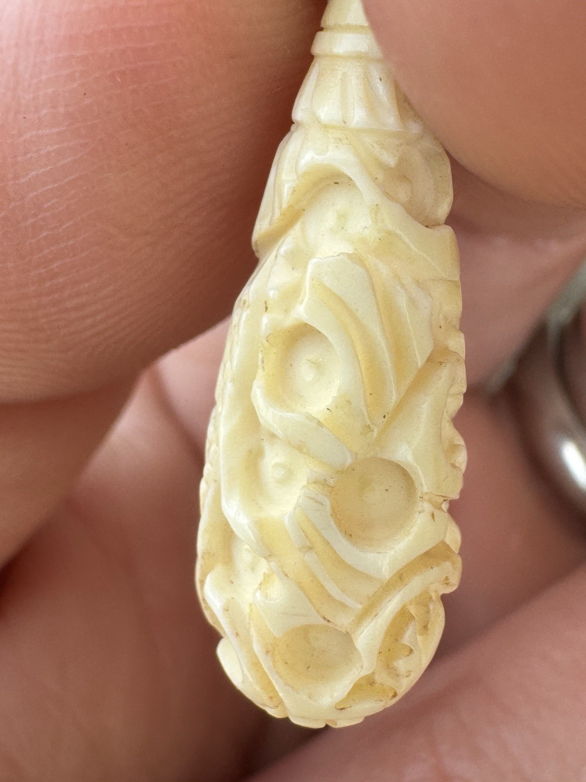 Vtg Carved Bone Dragon Earrings Butterscotch Amber Studs MidCentury Asian Export
