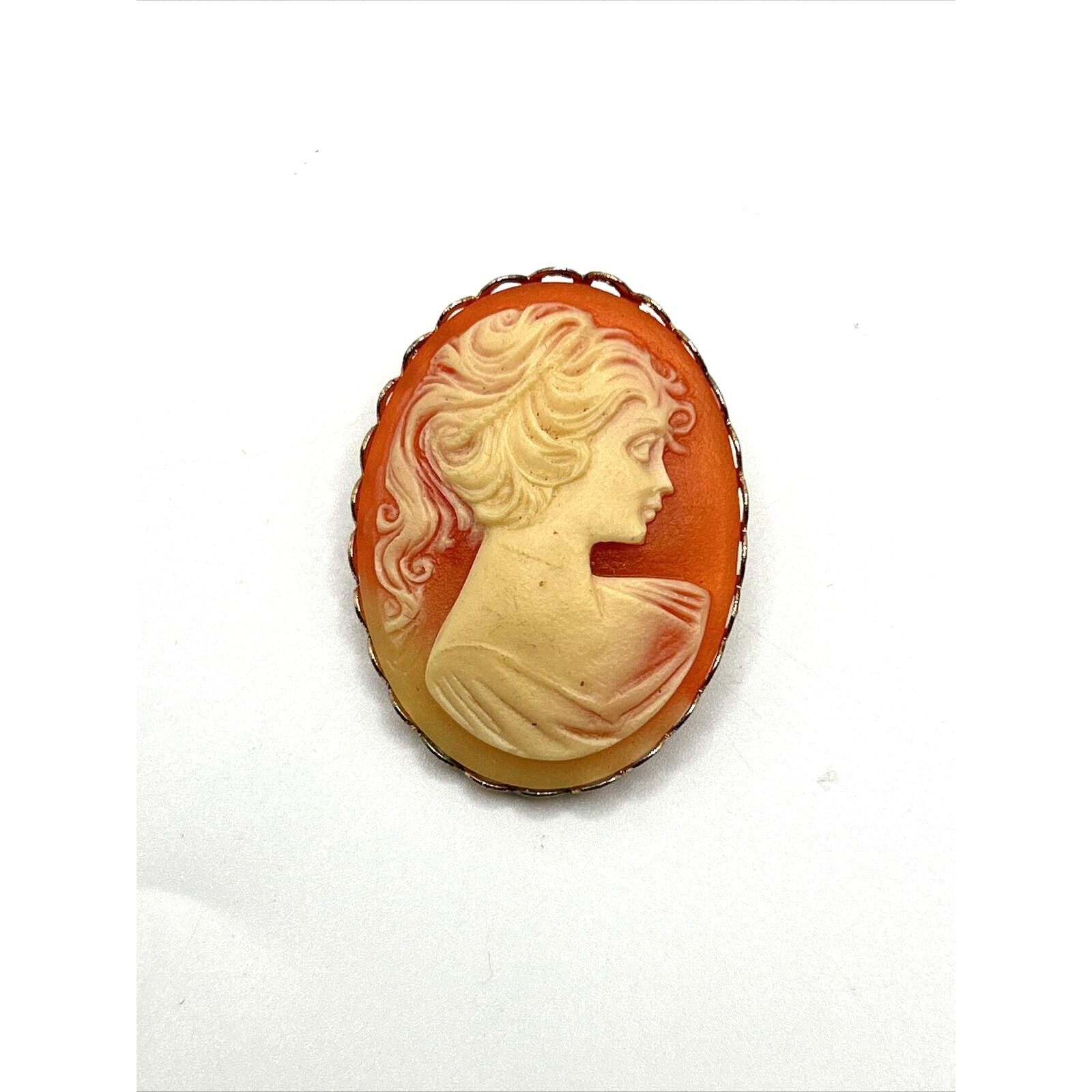 VINTAGE Gold Tone Lady CAMEO Pin Brooch Orange And Cream