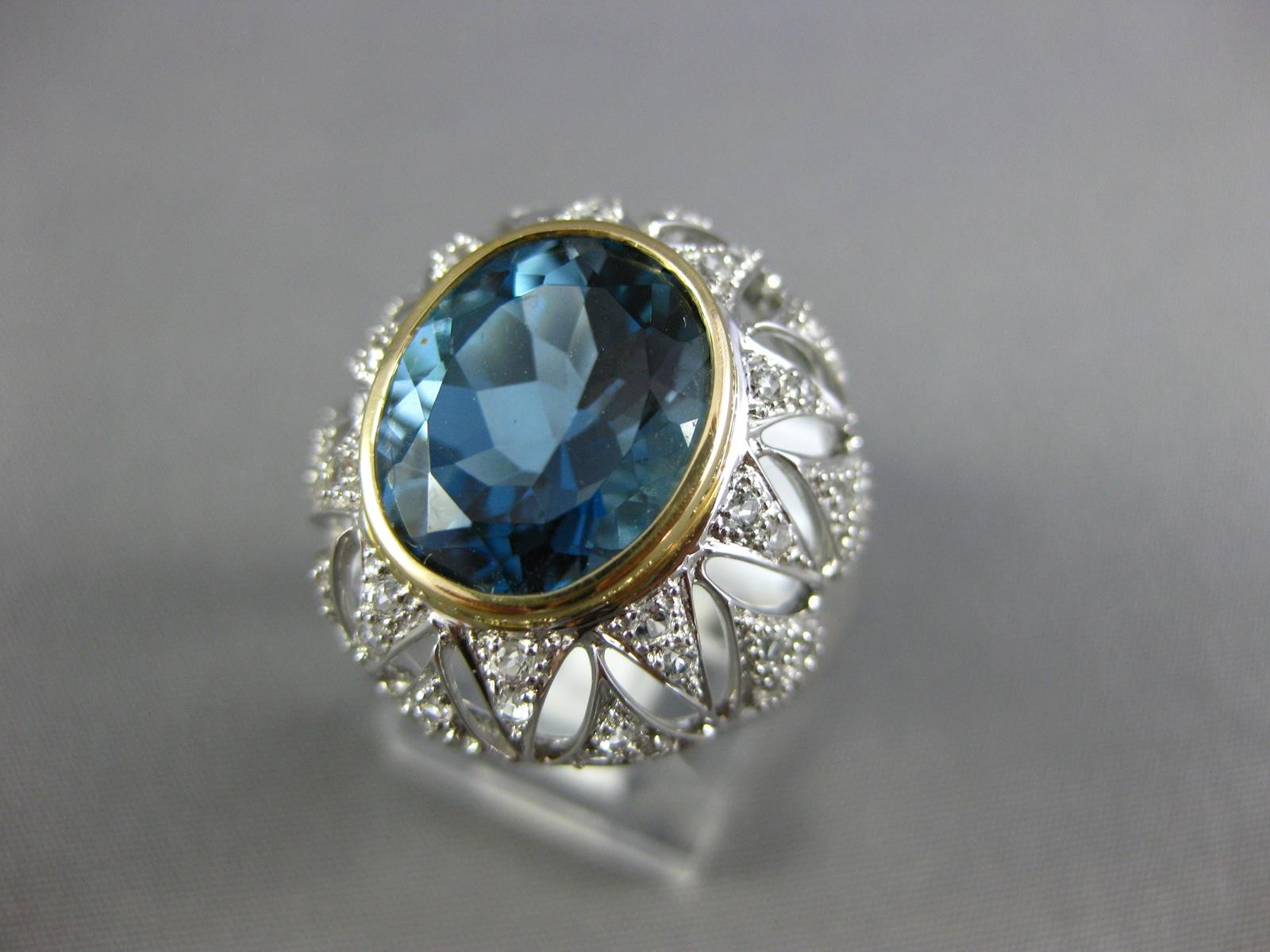 LARGE 6.04CT AAA LONDON BLUE TOPAZ & WHITE SAPPHIRE 14KT 2 TONE GOLD OVAL RING