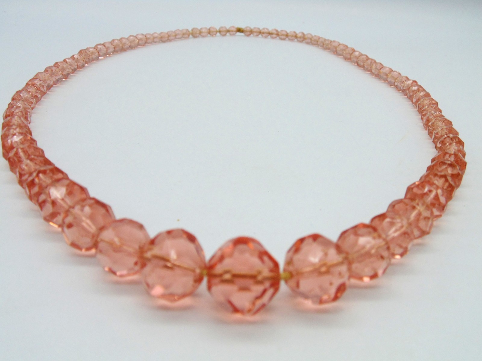 Older VTG PEACH PINK Crystal Glass NECKLACE ~ Graduated Size Faceted Beads 28″