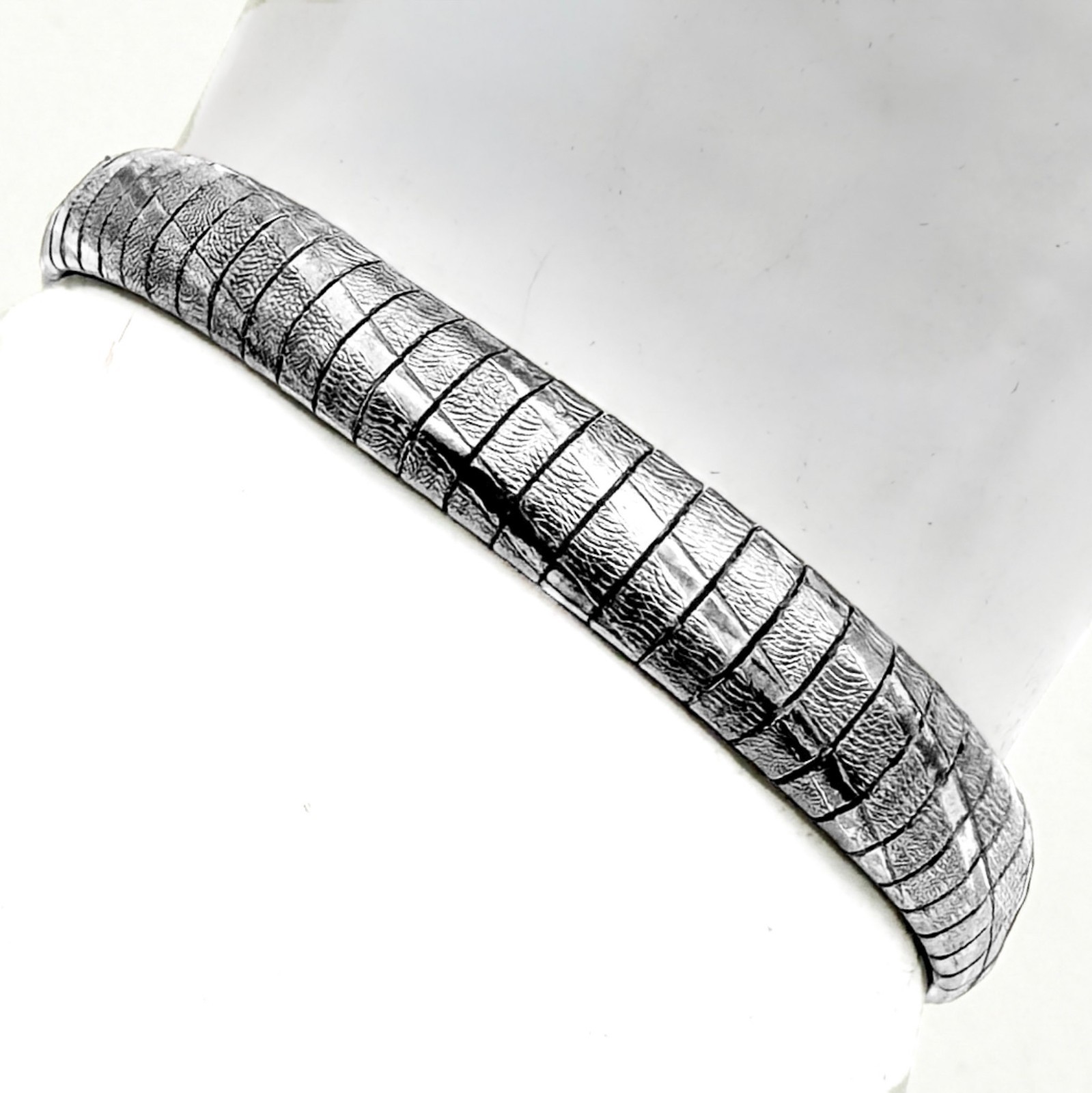 Vtg Estate Italian 925 Sterling Silver SU Articulated Snake Omega Link Bracelet