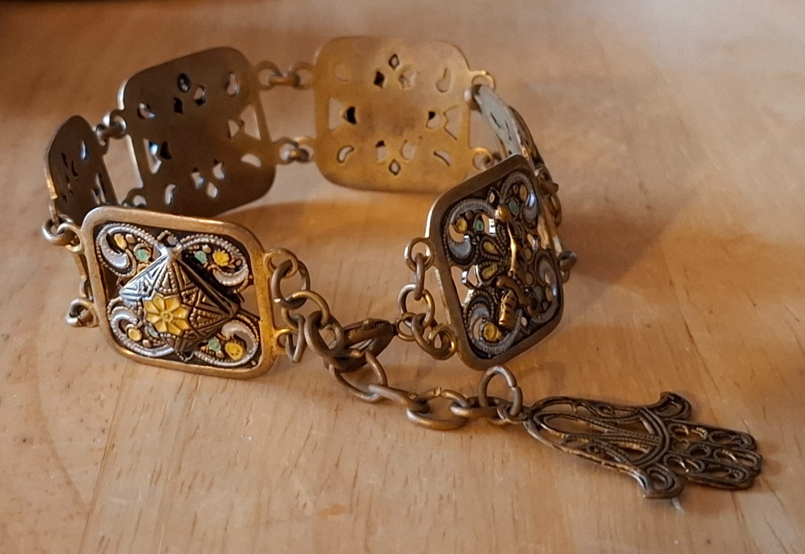 Vintage Jewelry Brass Tone Panel Link Bracelet with Filigree, Enamel & Cabochons