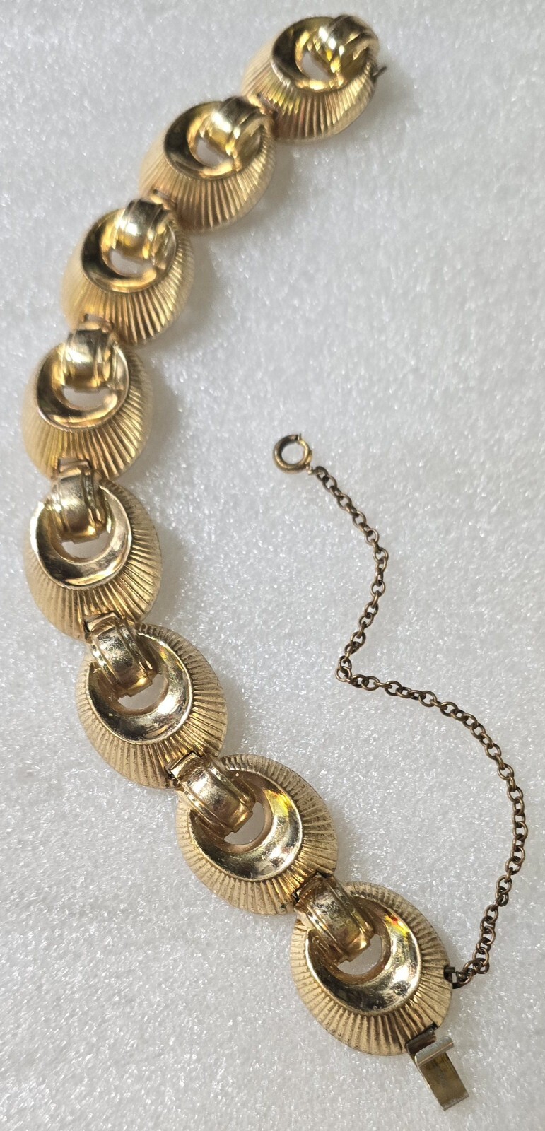 Antique Vintage Brass GF Dimensional Scallop Link Hidden Clasp Bracelet