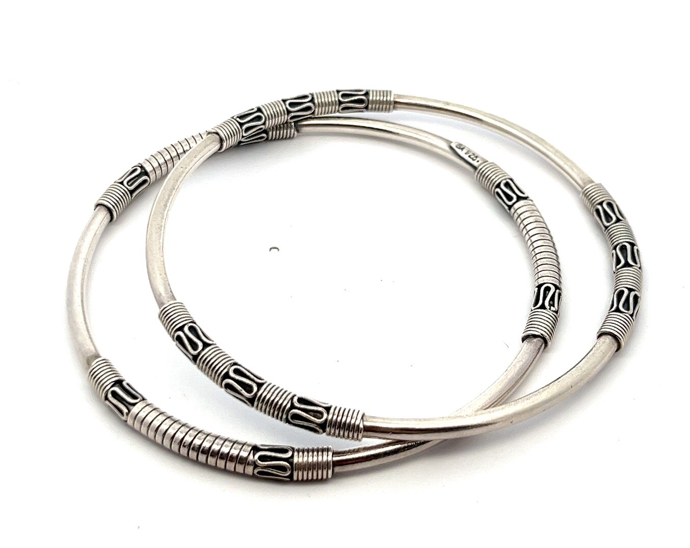 Set of 2 Vintage 925 Sterling Silver BA Suarti Bali Bangle Bracelets 21.4g
