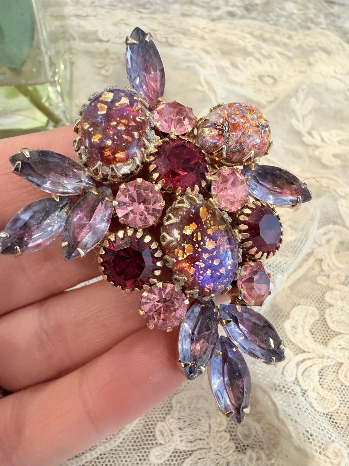 Juliana Style Brooch Pin Pink Red Purple Stones Rhinestone Gold Tone Vtg