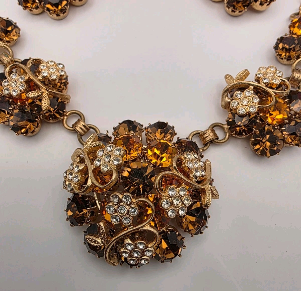 Vintage Unsigned Austria Shades Of Topaz & Crystal W/Floral Overlay Dangle Set