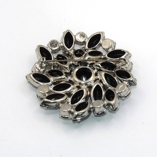 Vintage Juliana Prong-Set Jet Black Art Glass 2″ Silvertone Cluster Brooch Pin