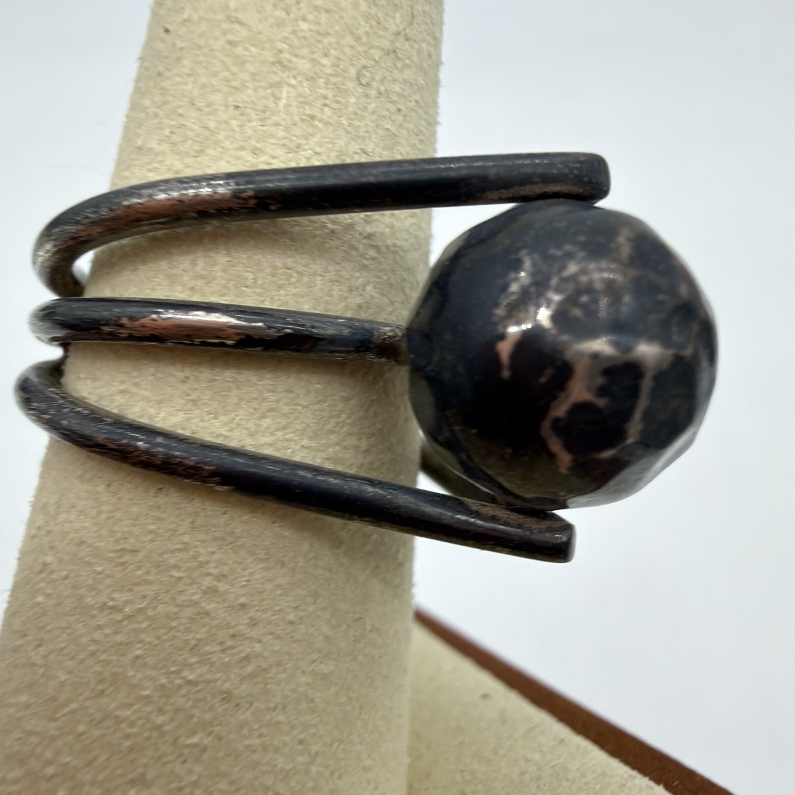 Vtg DDD DOMINIC DINOUART 925 Ring Hammered Ball Modernist MEXICO Sz 7