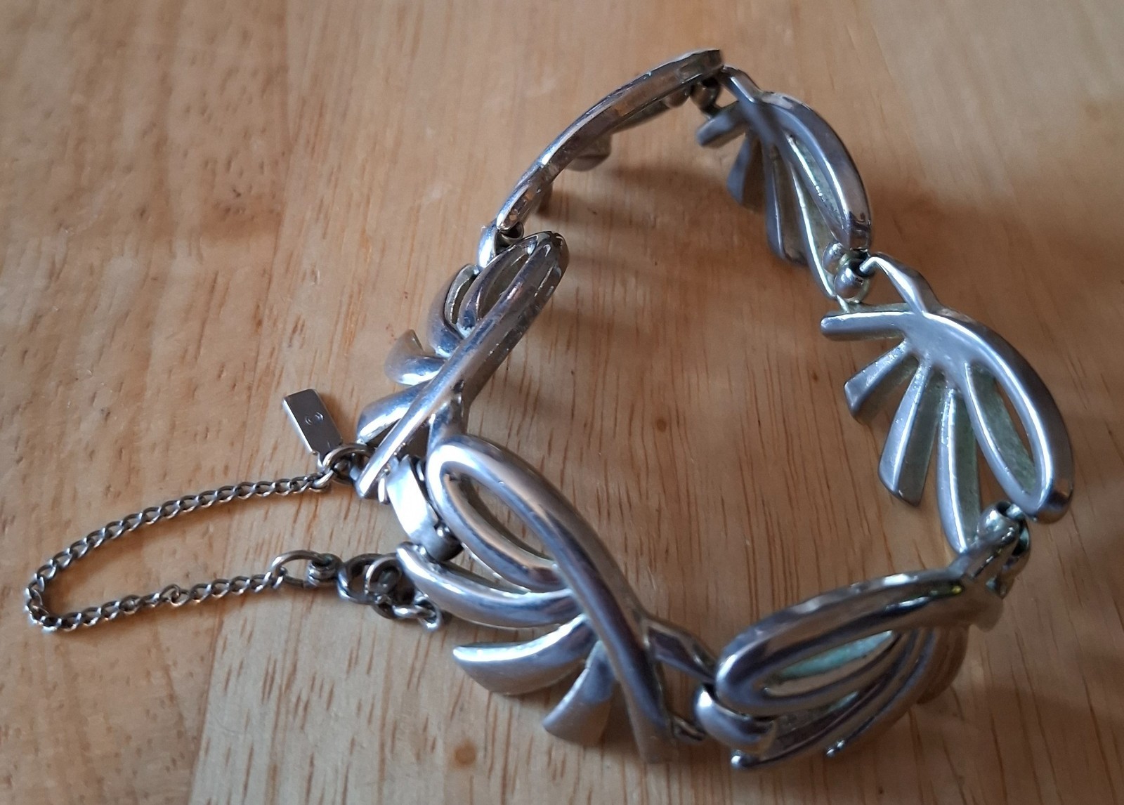 Vintage Jewelry Monet Silver Tone Multi Link Chunky Swirl Panel Bracelet