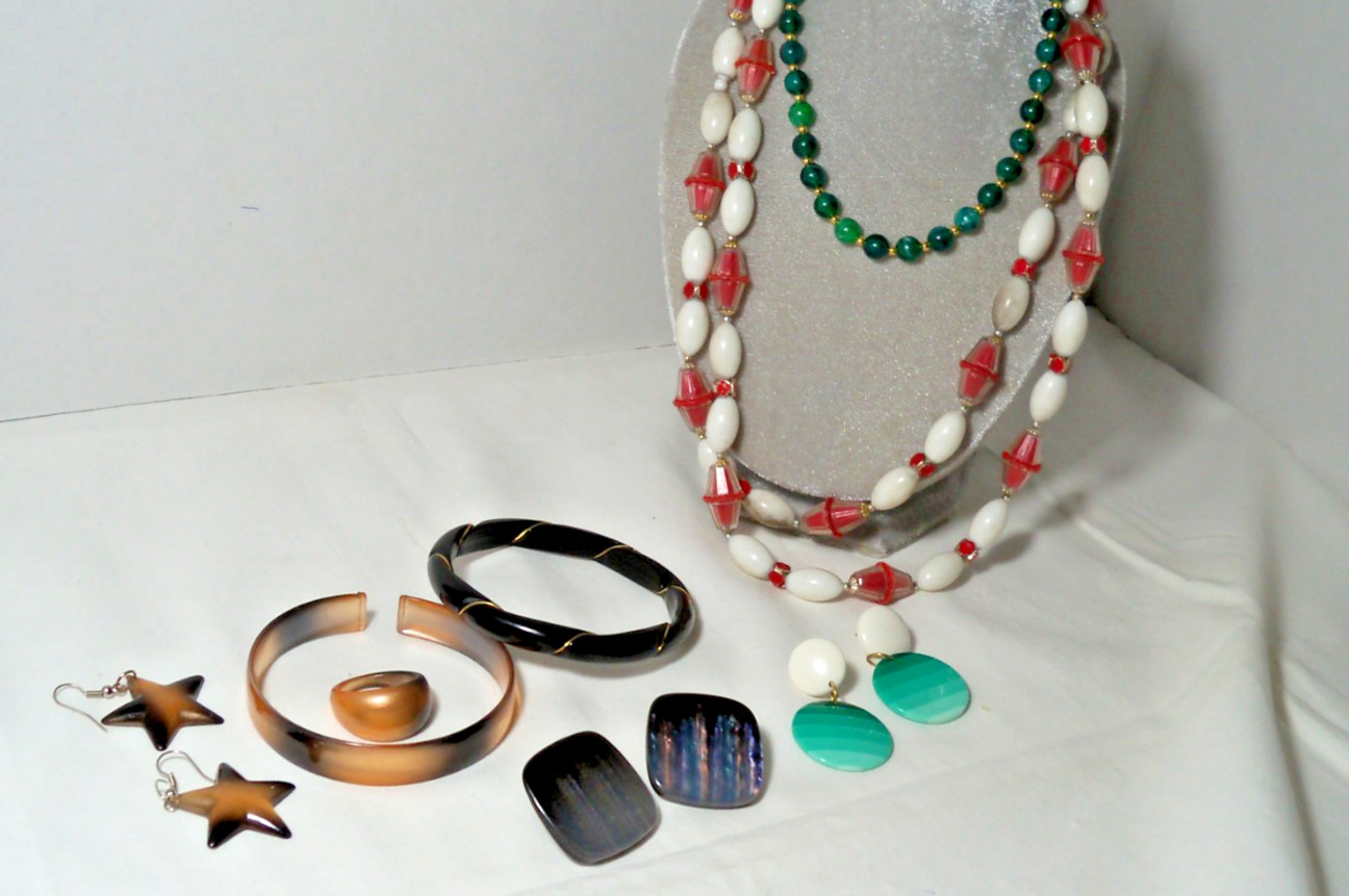 Lot of Vintage Now Acrylic Jewelry Necklaces Bangles Earrings