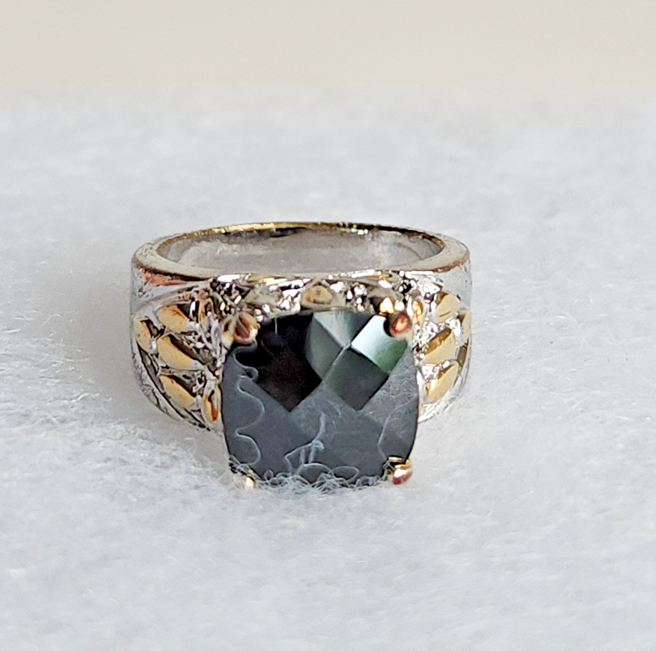 Size 5 Vintage Large Black CZ AS IS Copper Base Peeking Through