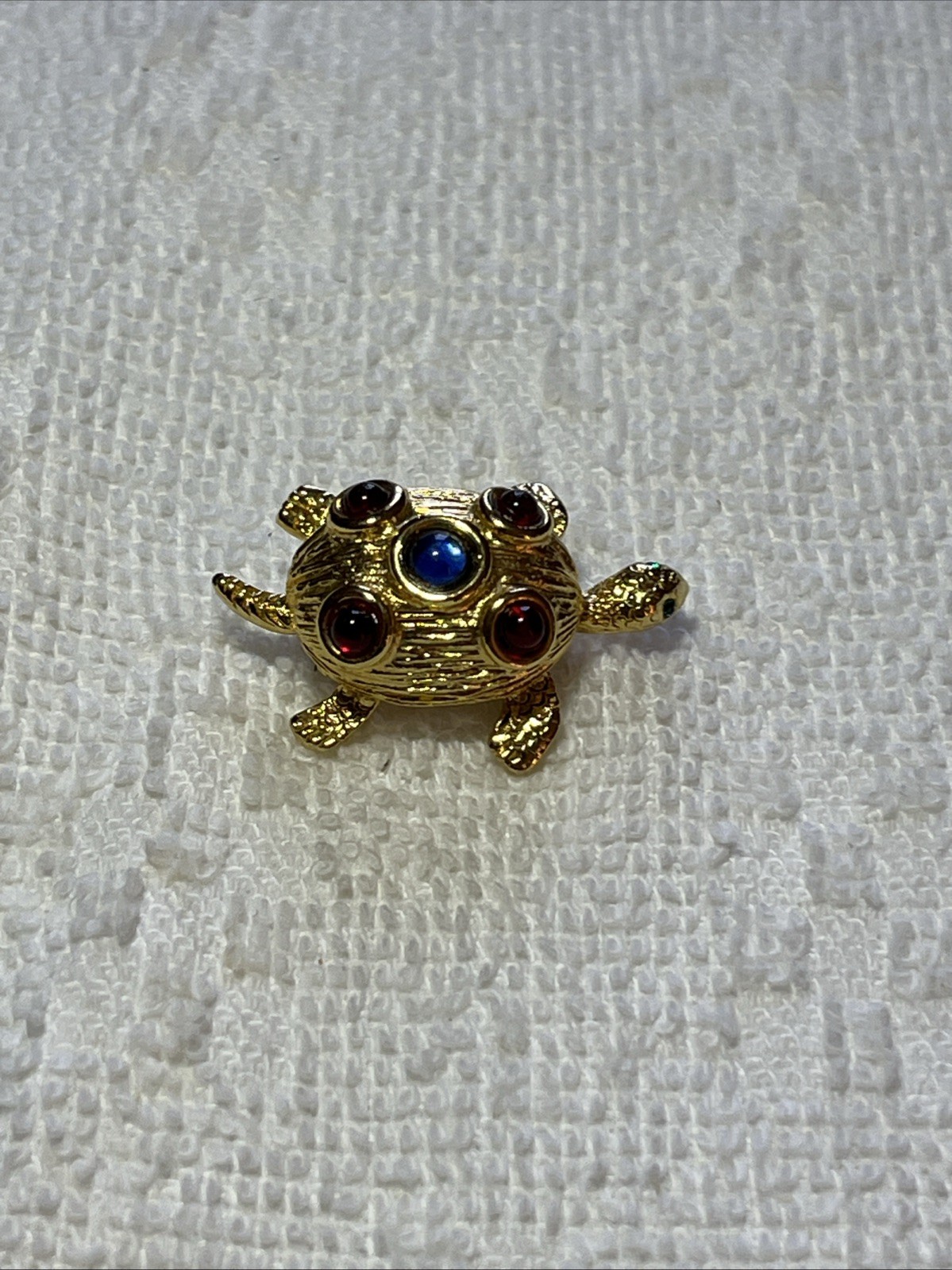 Vintage Gold Toned Turtle Brooch / Pin With Colorful Stones